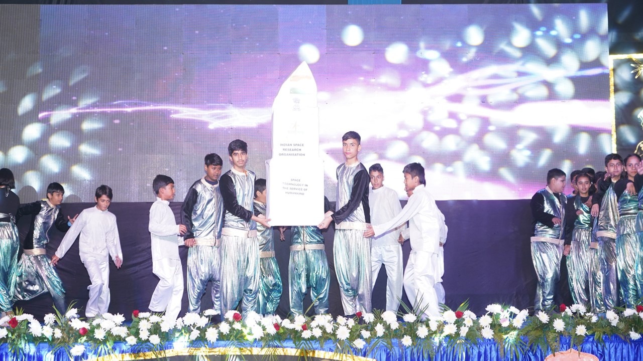 ANNUAL DAY